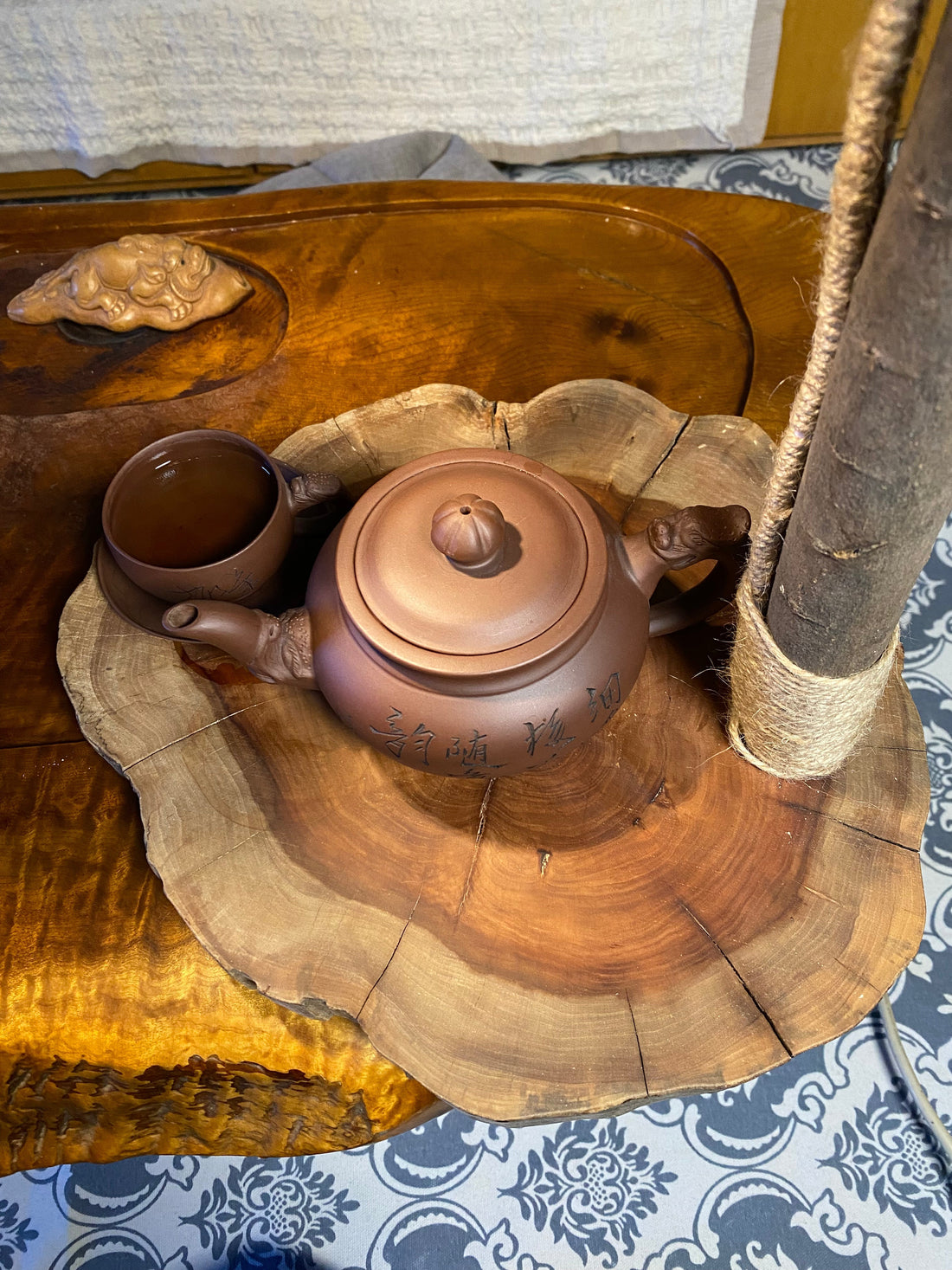 Where to Find a Unique Table Lamp for Conversation Starting Decor