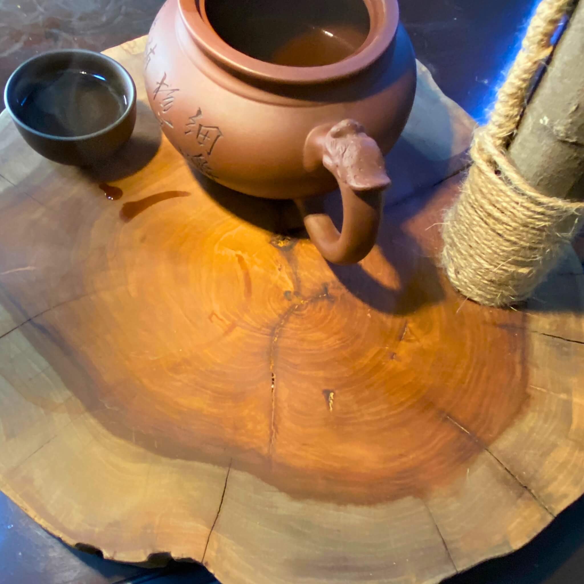 lightning-struck-wood-tea-table-lamp-unique