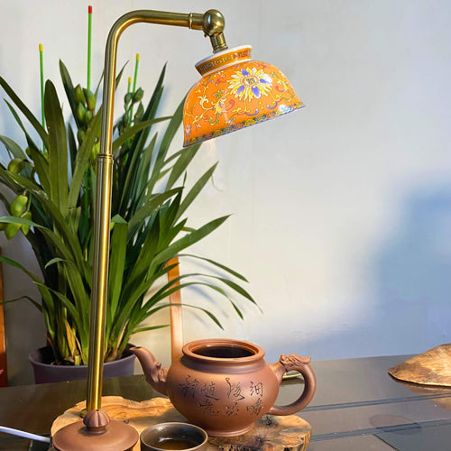 blue and white porcelain lamp、zen table lamp、tea ceremony lamp
Chinese porcelain light、meditation lamp、ceramic table light、oriental home decor、gift for tea lover