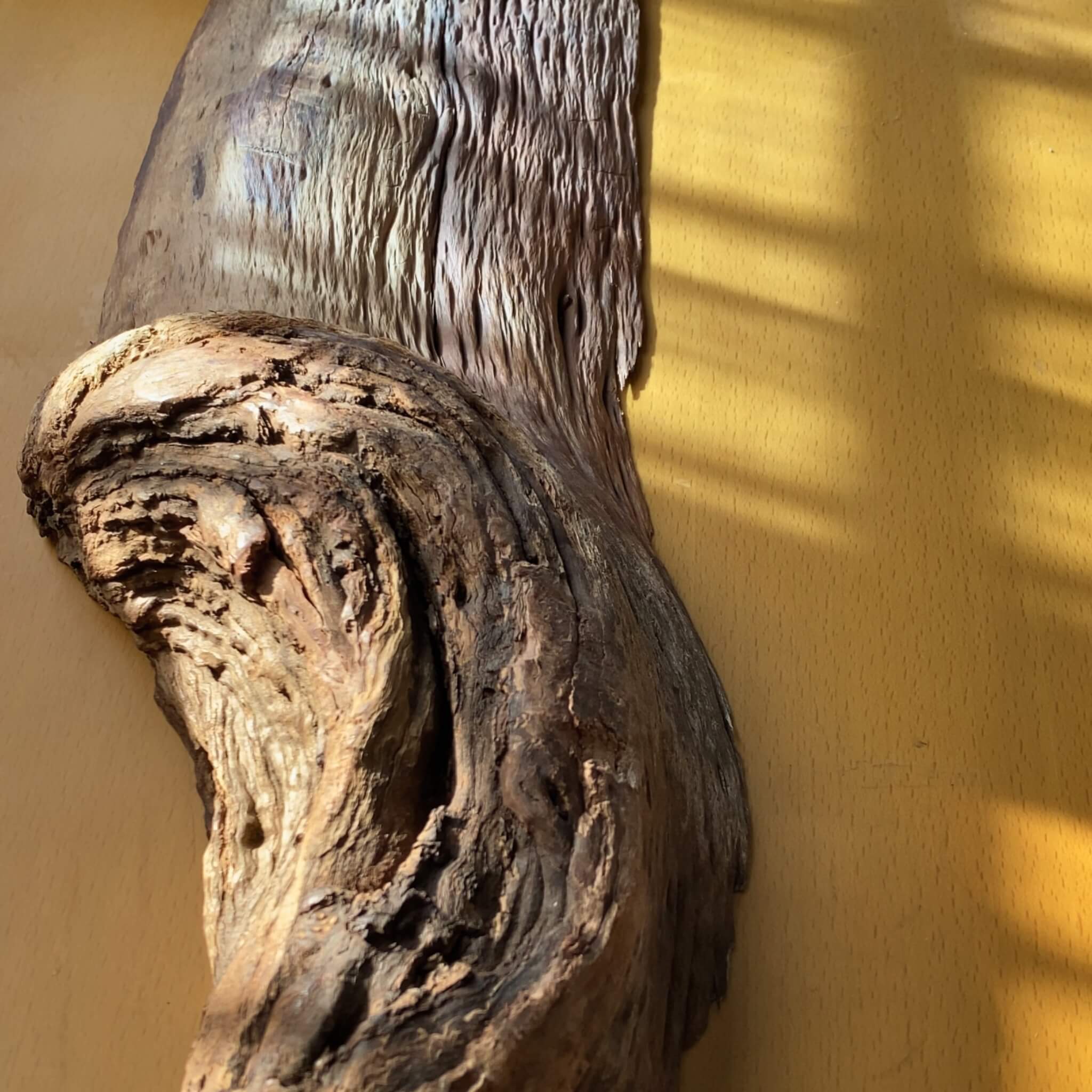 ritual altar sculpture、meditation altar、contemporary altar、handmade wooden altar、zen scu、statement art piecelpture、collector sculpture、art for meditation room